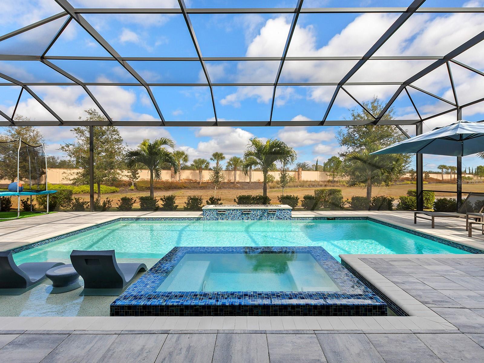 8556 PAVIA WAY, LAKEWOOD RANCH, FL, 34202