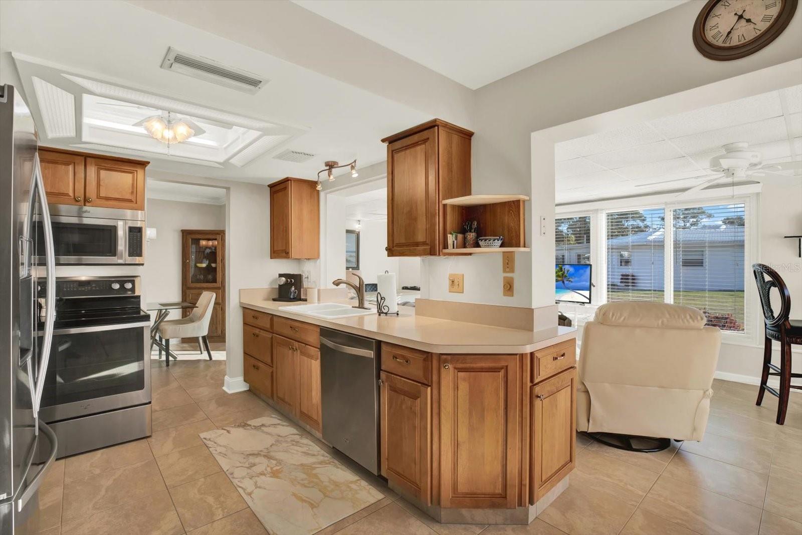 14128 87TH AVE, SEMINOLE, FL, 33776