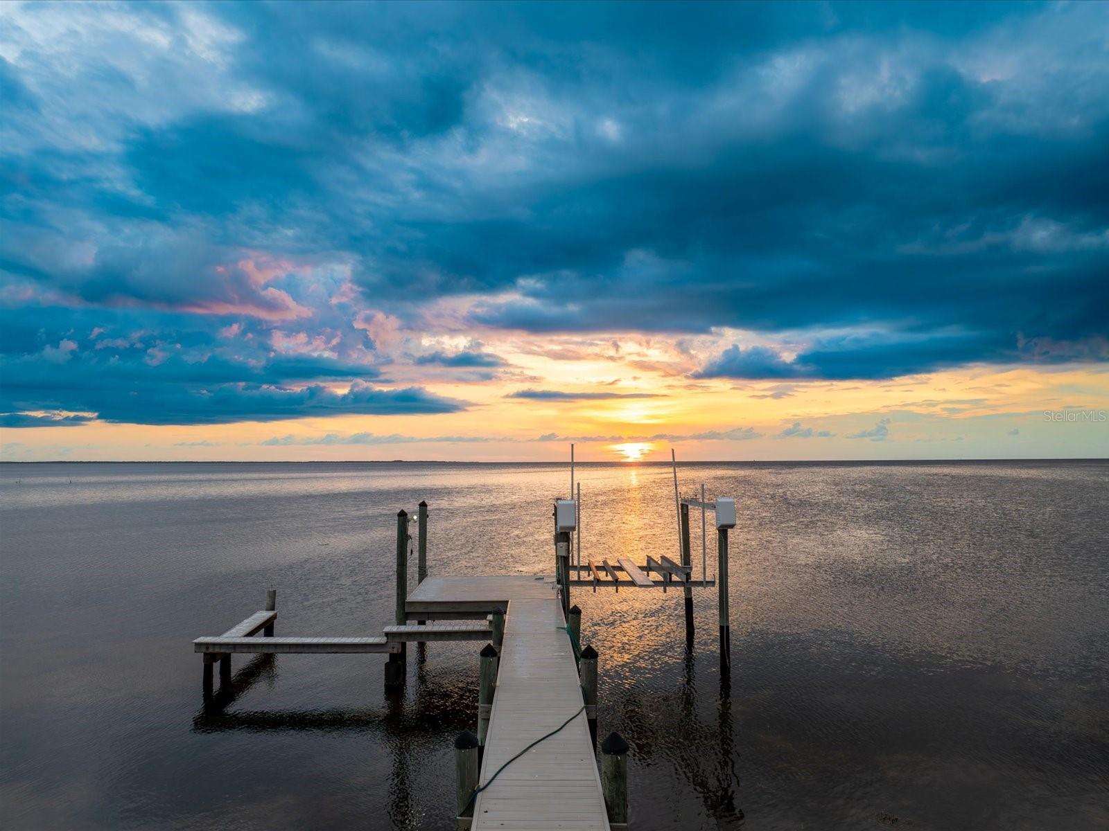 1909 GULFVIEW DR, HOLIDAY, FL, 34691