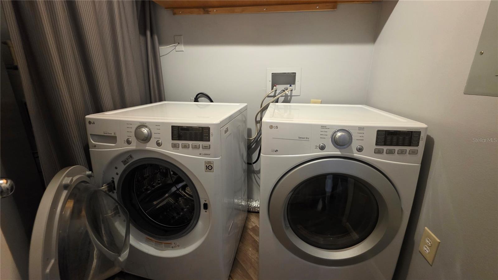 5655 BENTGRASS DR #303, SARASOTA, FL, 34235