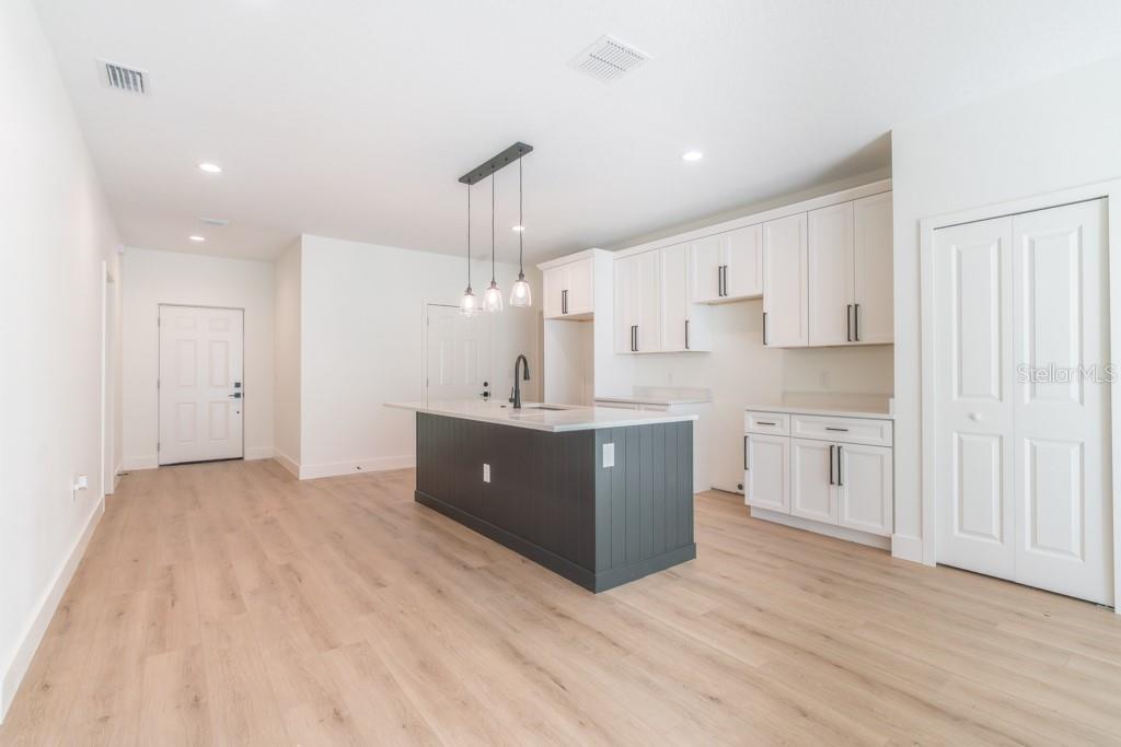 40 W 12TH ST, APOPKA, FL, 32703