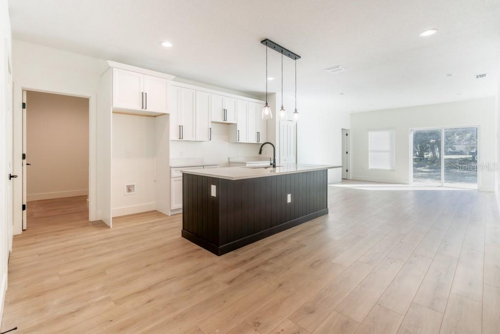 40 W 12TH ST, APOPKA, FL, 32703