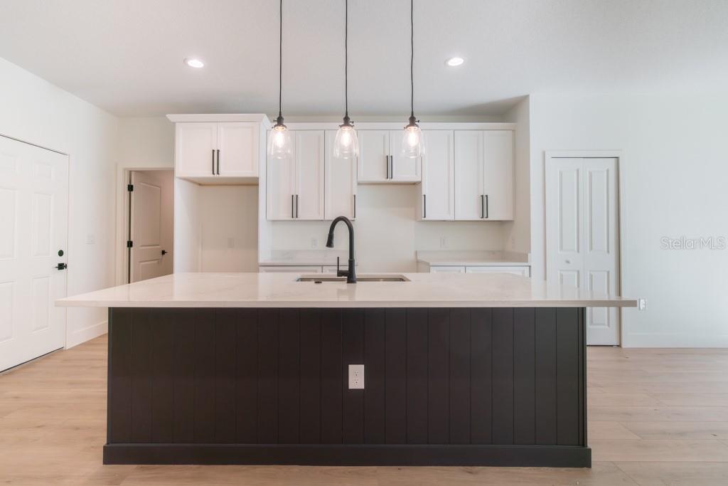 40 W 12TH ST, APOPKA, FL, 32703