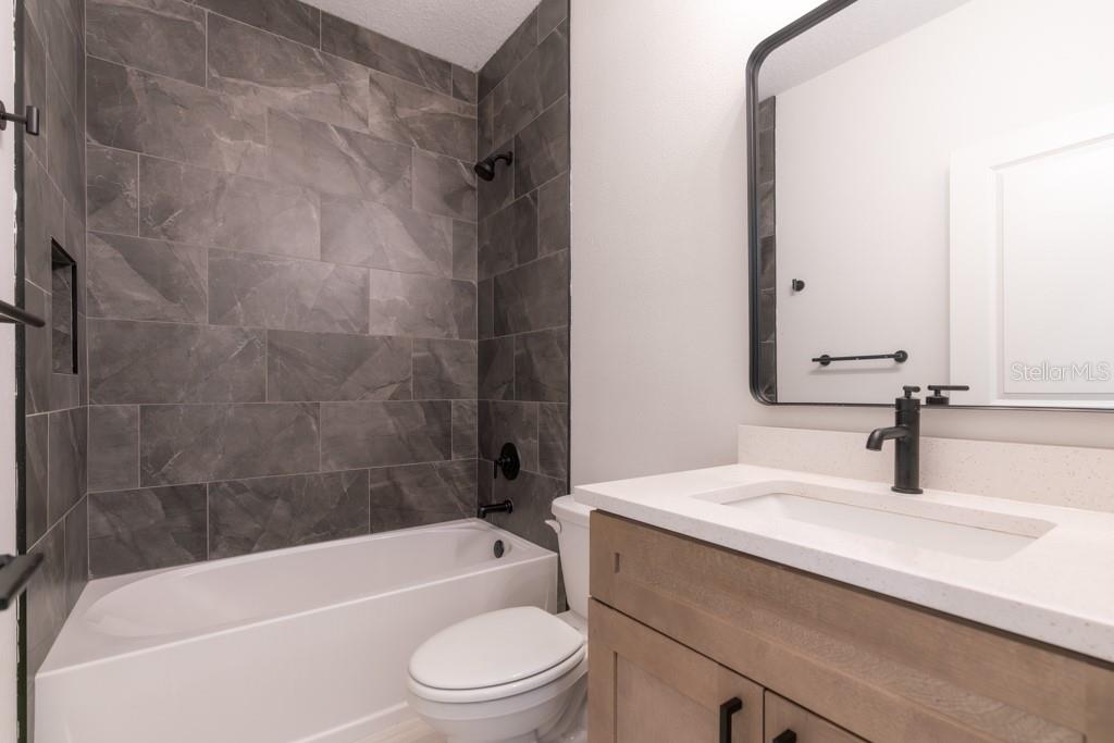 40 W 12TH ST, APOPKA, FL, 32703