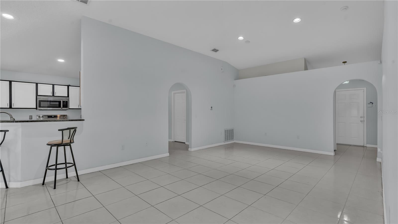 30244 BIRDHOUSE DR, WESLEY CHAPEL, FL, 33545