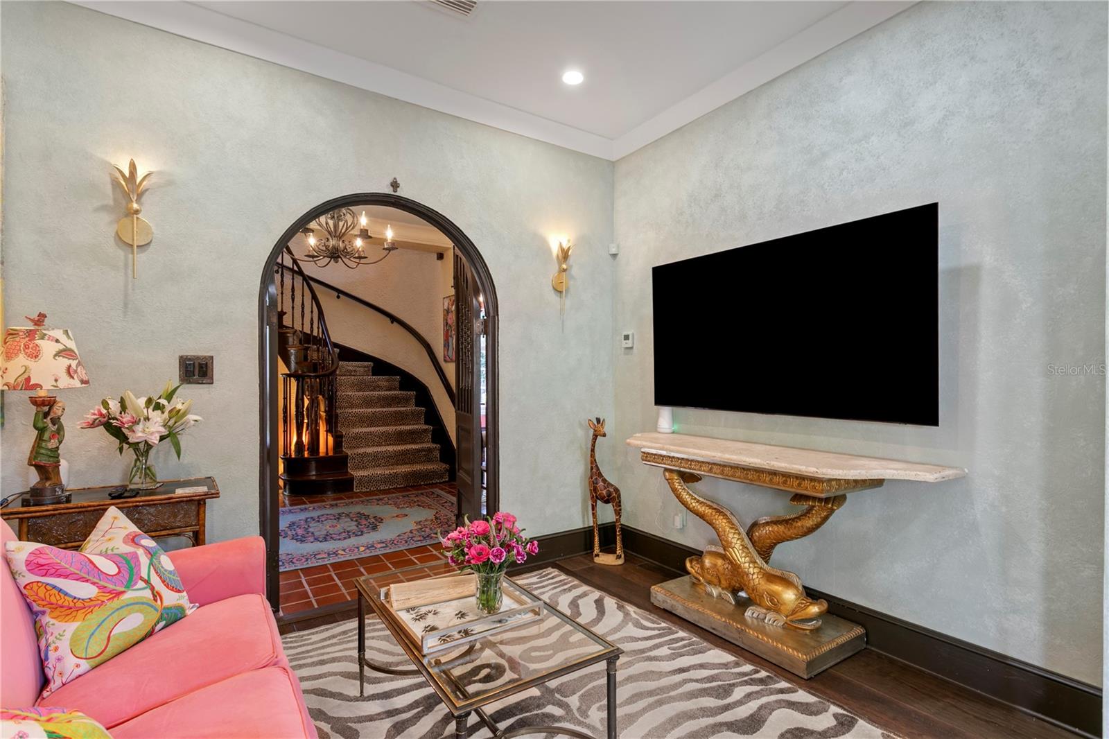 7211 3RD AVE S, ST PETERSBURG, FL, 33707