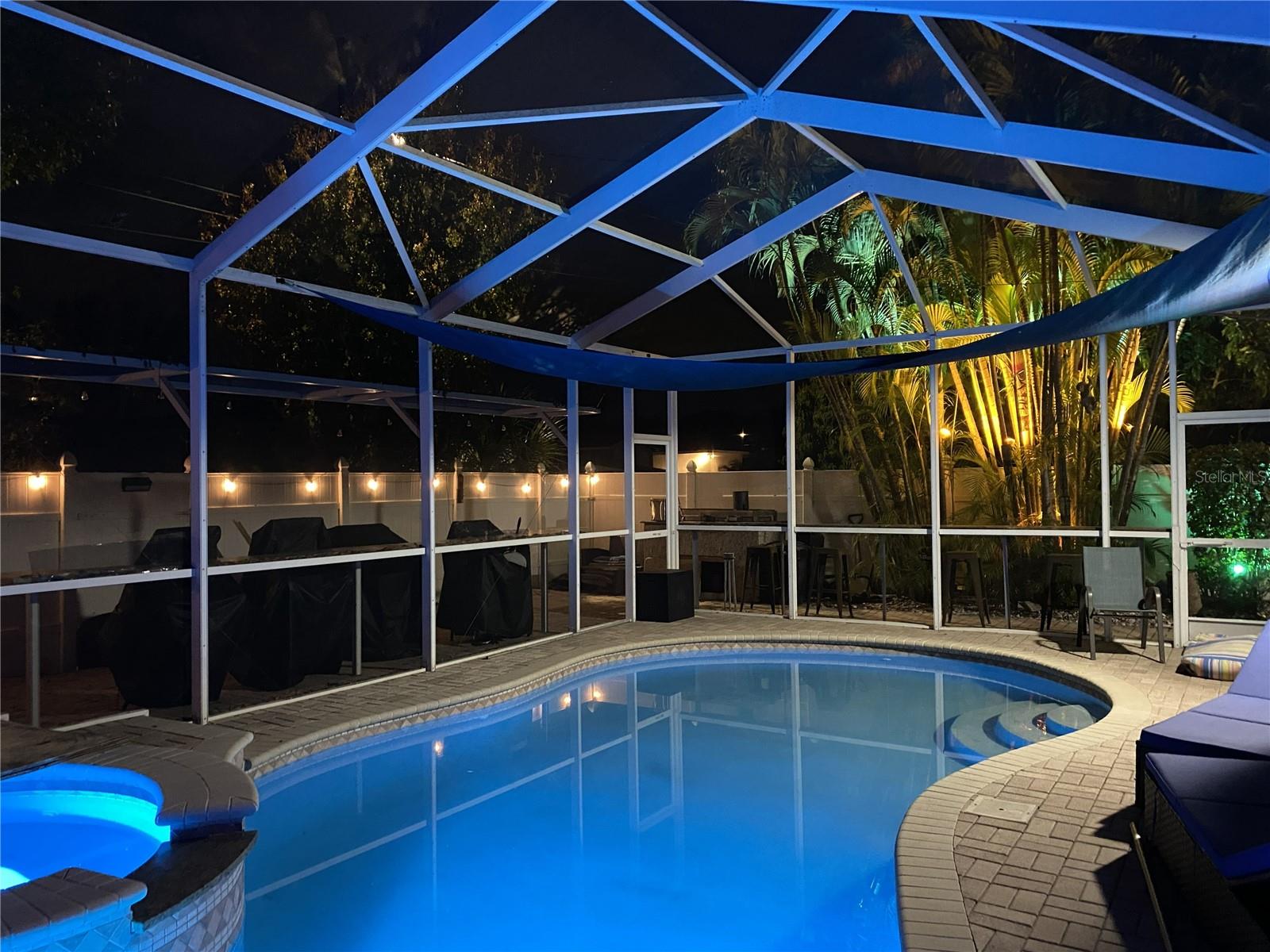 2300 37TH AVE N, ST PETERSBURG, FL, 33713