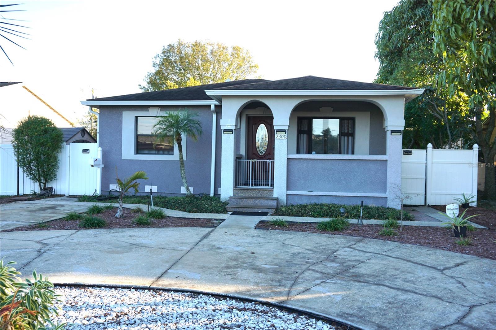 2300 37TH AVE N, ST PETERSBURG, FL, 33713