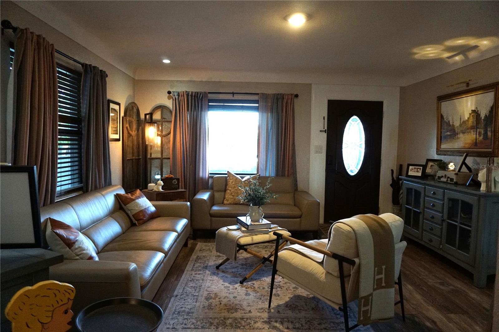 2300 37TH AVE N, ST PETERSBURG, FL, 33713