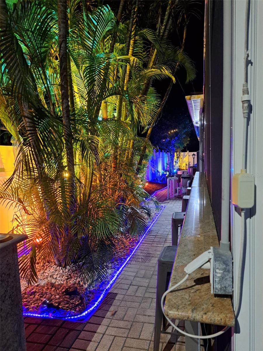 2300 37TH AVE N, ST PETERSBURG, FL, 33713