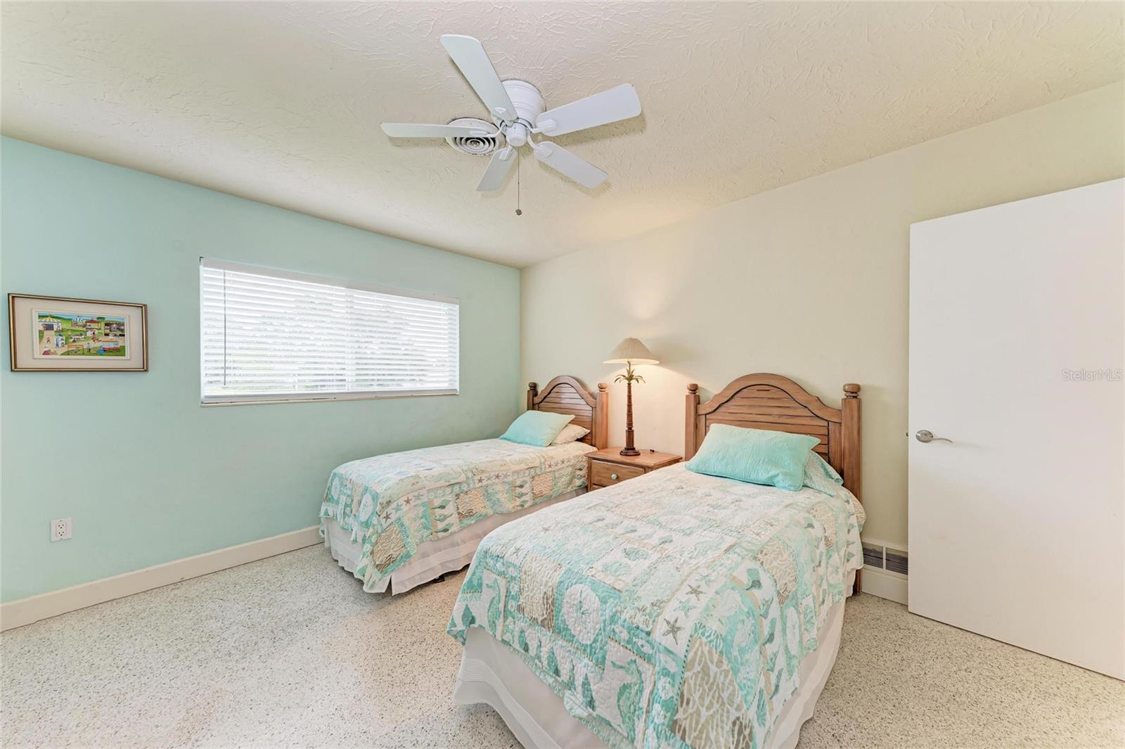 2705 S BRINK AVE, SARASOTA, FL, 34239