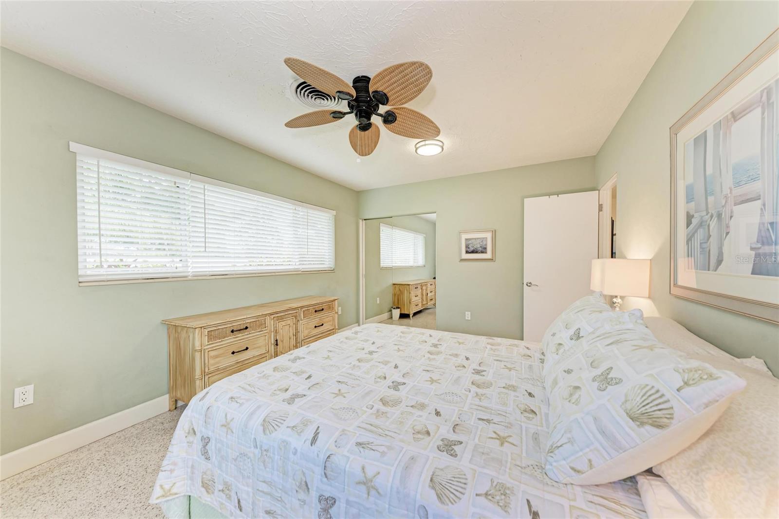 2705 S BRINK AVE, SARASOTA, FL, 34239