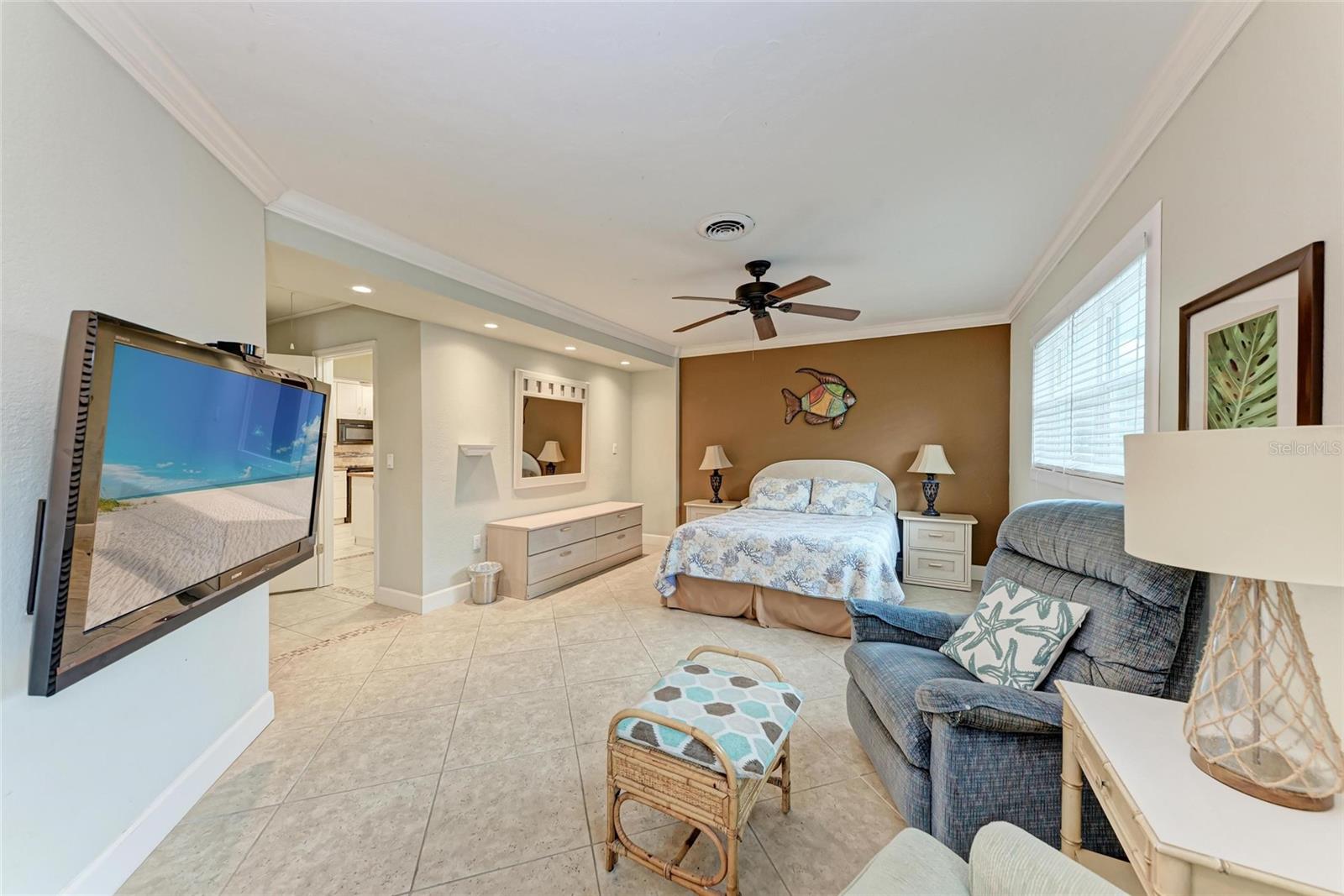 2705 S BRINK AVE, SARASOTA, FL, 34239