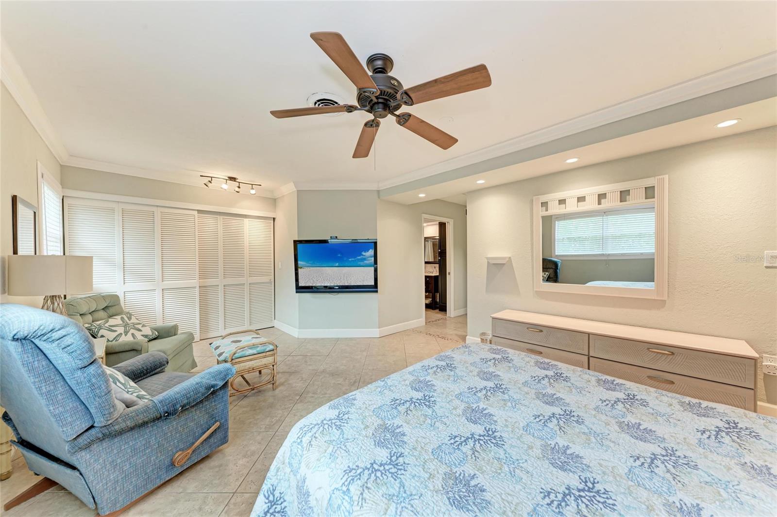 2705 S BRINK AVE, SARASOTA, FL, 34239