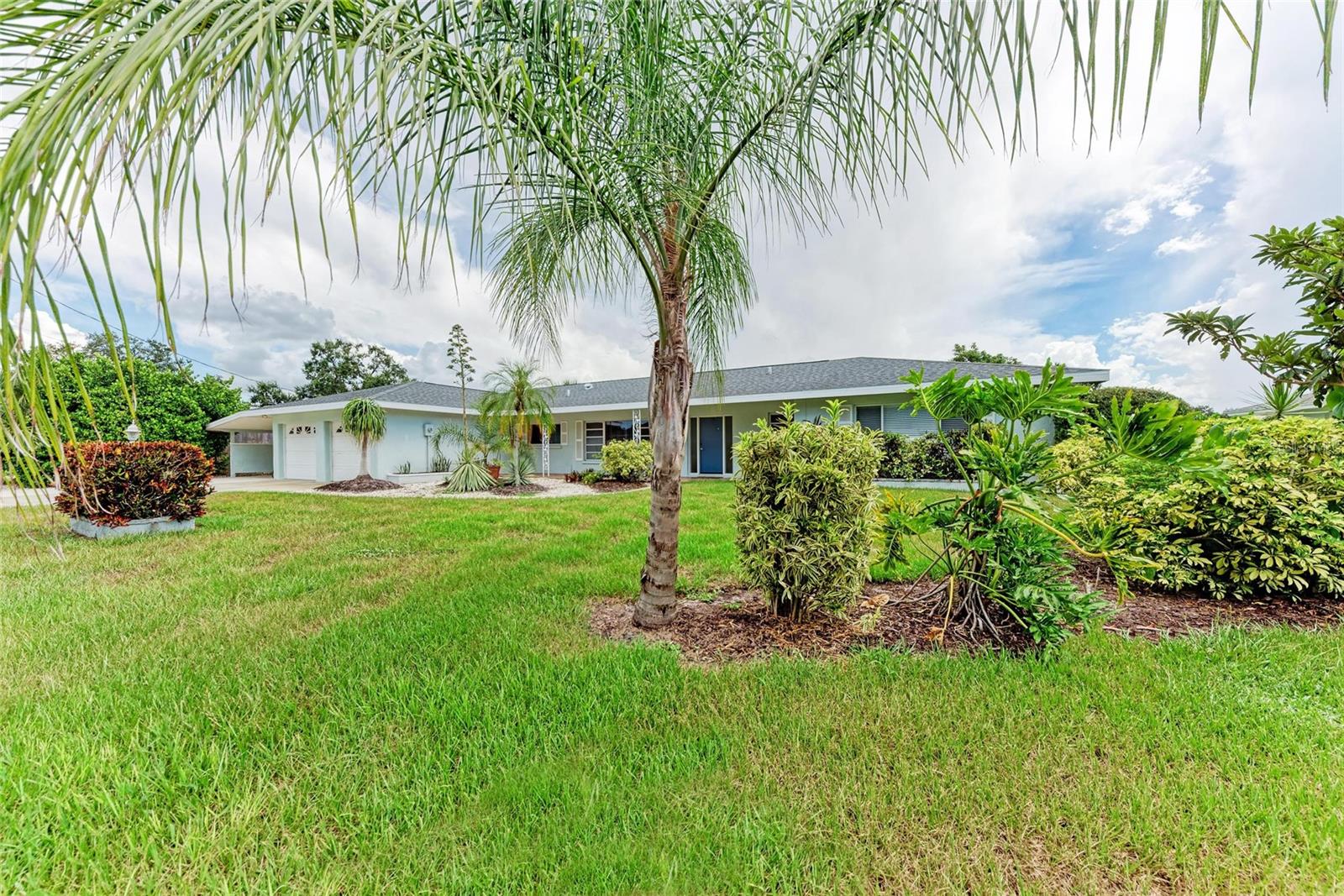 2705 S BRINK AVE, SARASOTA, FL, 34239