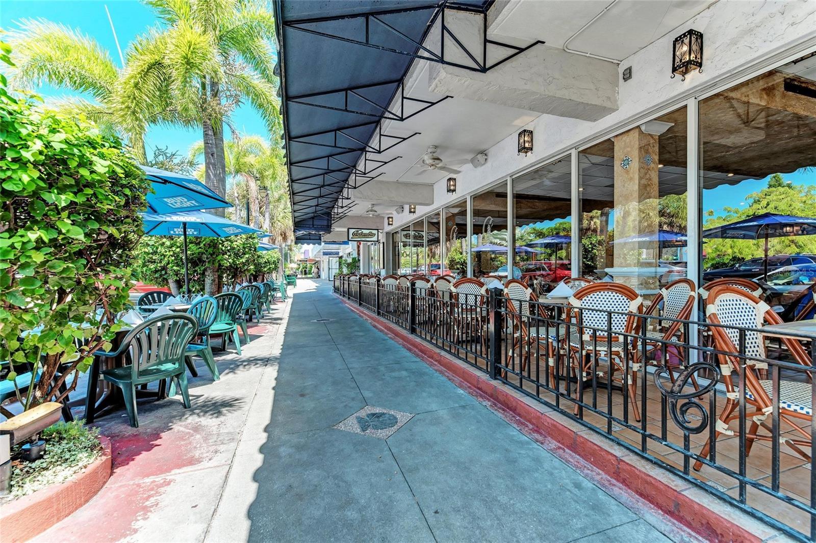 2705 S BRINK AVE, SARASOTA, FL, 34239