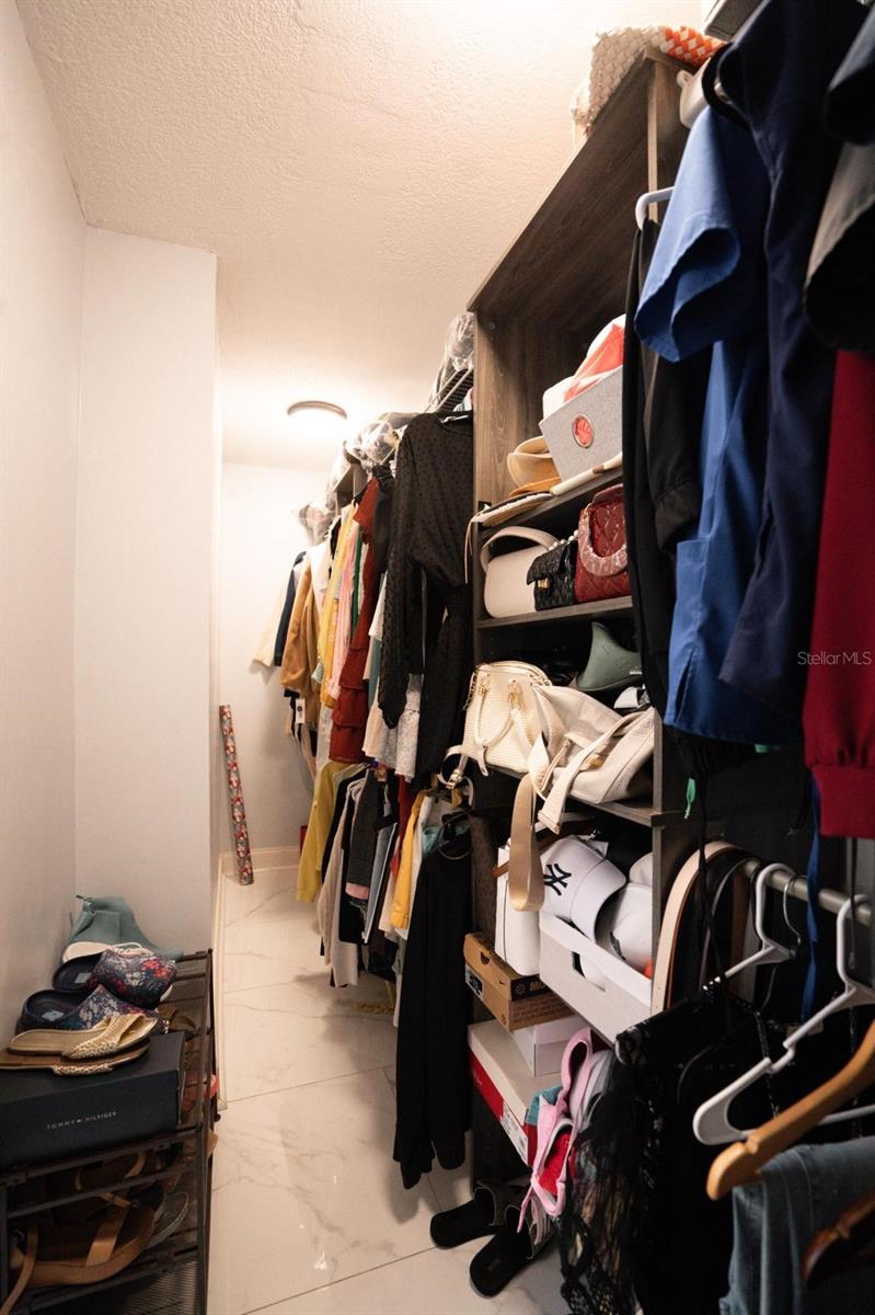 6502 YELLOWHAMMER AVE, TAMPA, FL, 33625