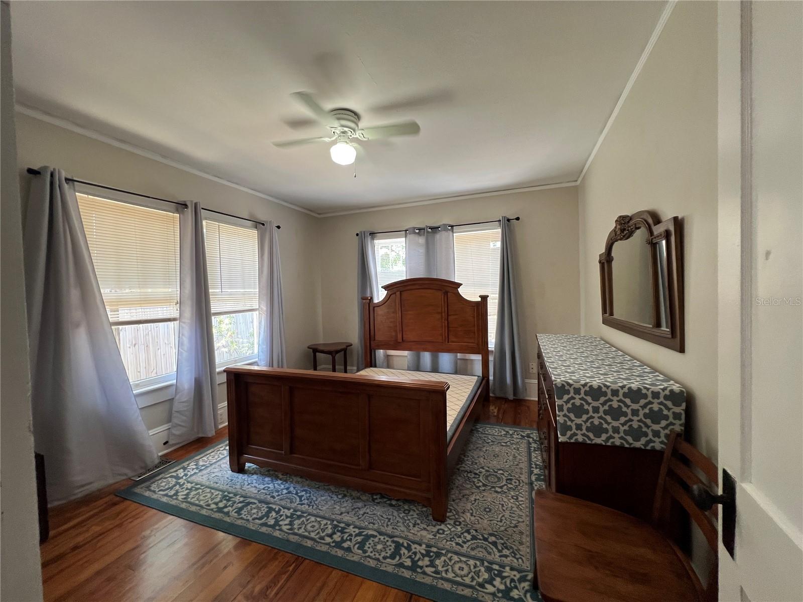 914 17TH ST W, BRADENTON, FL, 34205