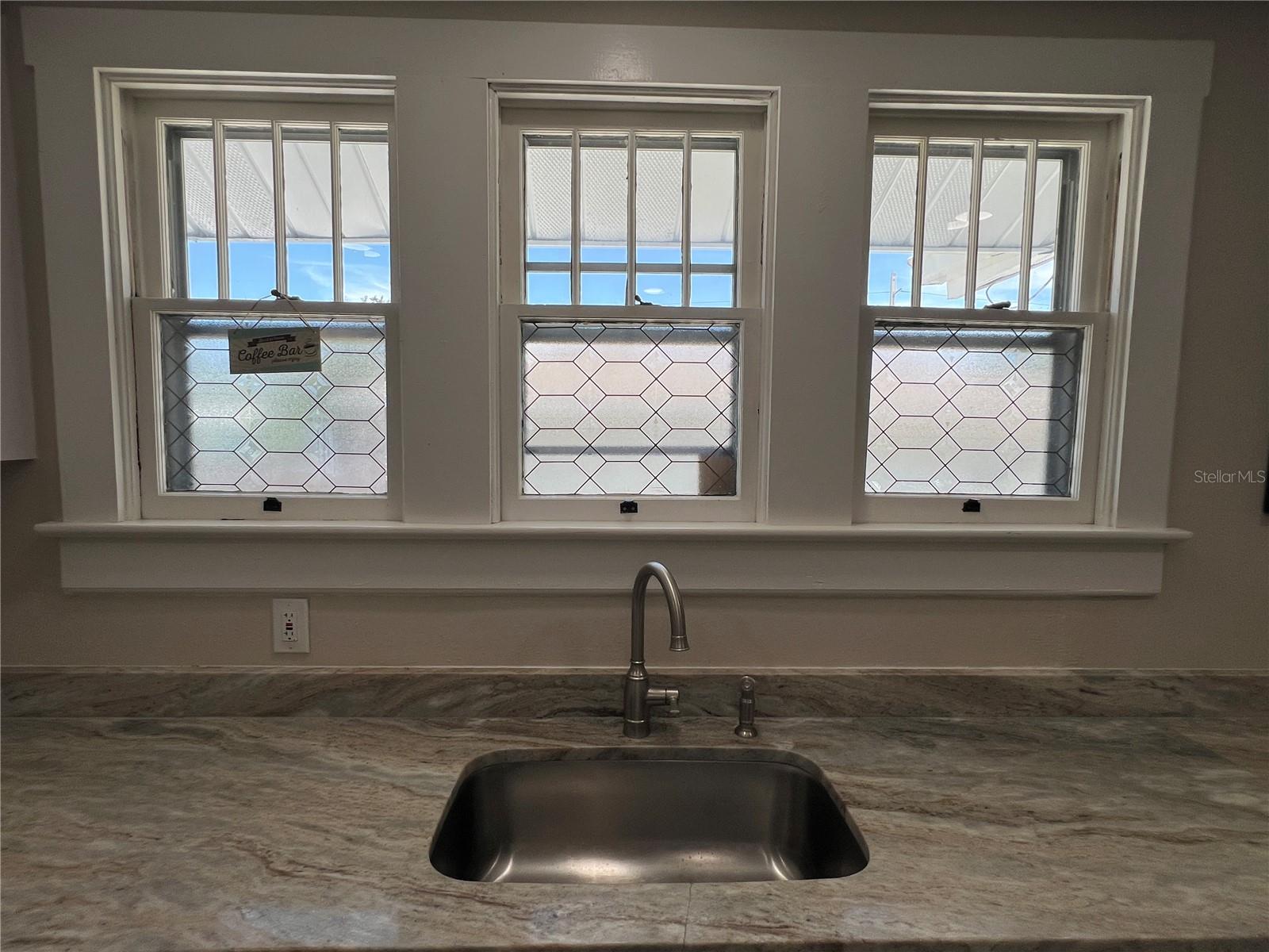 914 17TH ST W, BRADENTON, FL, 34205