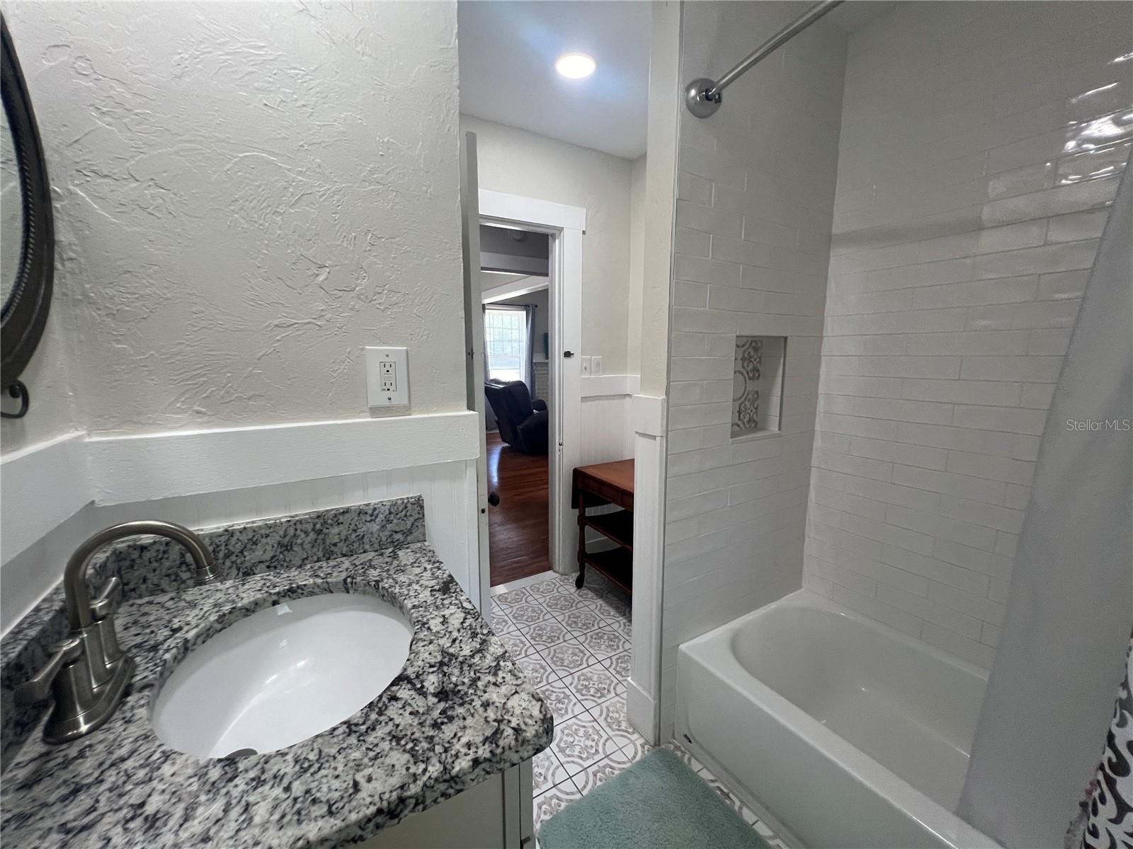 914 17TH ST W, BRADENTON, FL, 34205