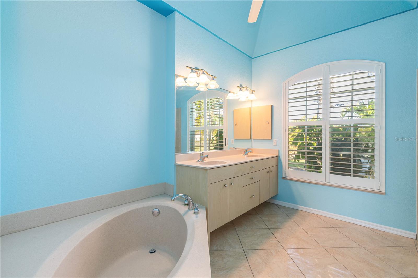 8228 TECUMSEH CIR, PORT CHARLOTTE, FL, 33981