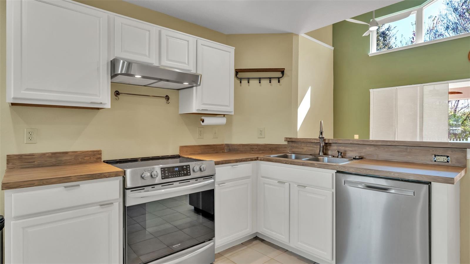 4024 WINDCHIME LN, LAKELAND, FL, 33811