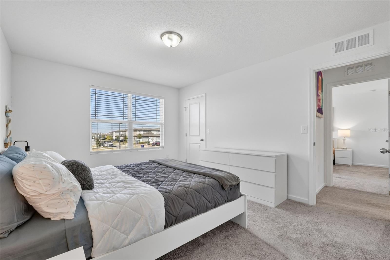 1691 BEAR MOUNTAIN LN, MINNEOLA, FL, 34715