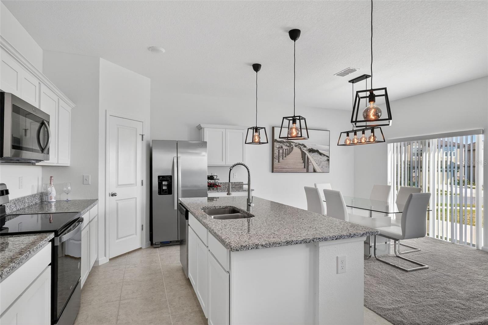 1691 BEAR MOUNTAIN LN, MINNEOLA, FL, 34715