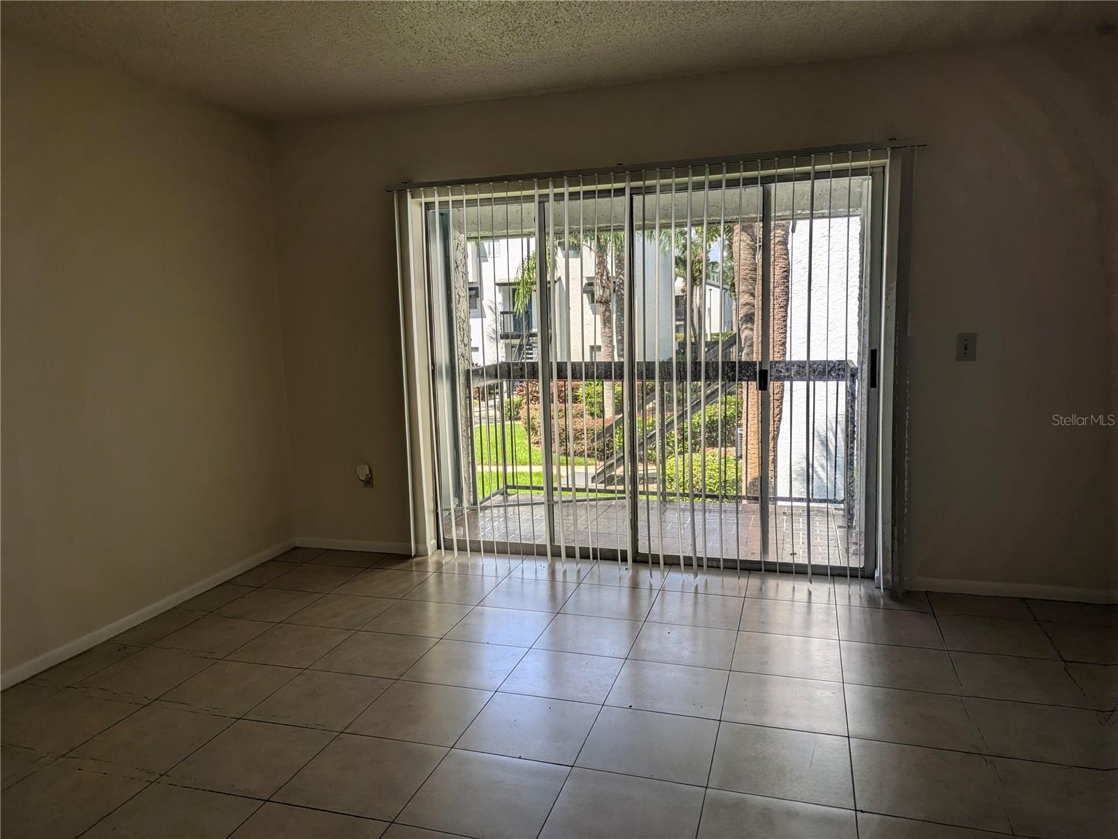 4269 S SEMORAN BLVD #3, ORLANDO, FL, 32822