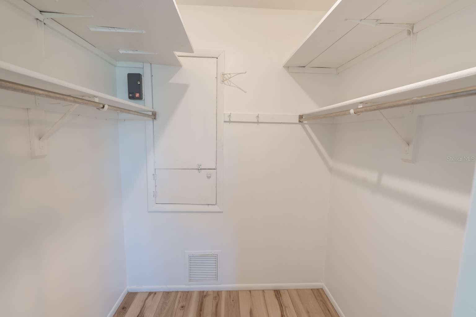 456 CIRCLEWOOD DR #L7, VENICE, FL, 34293