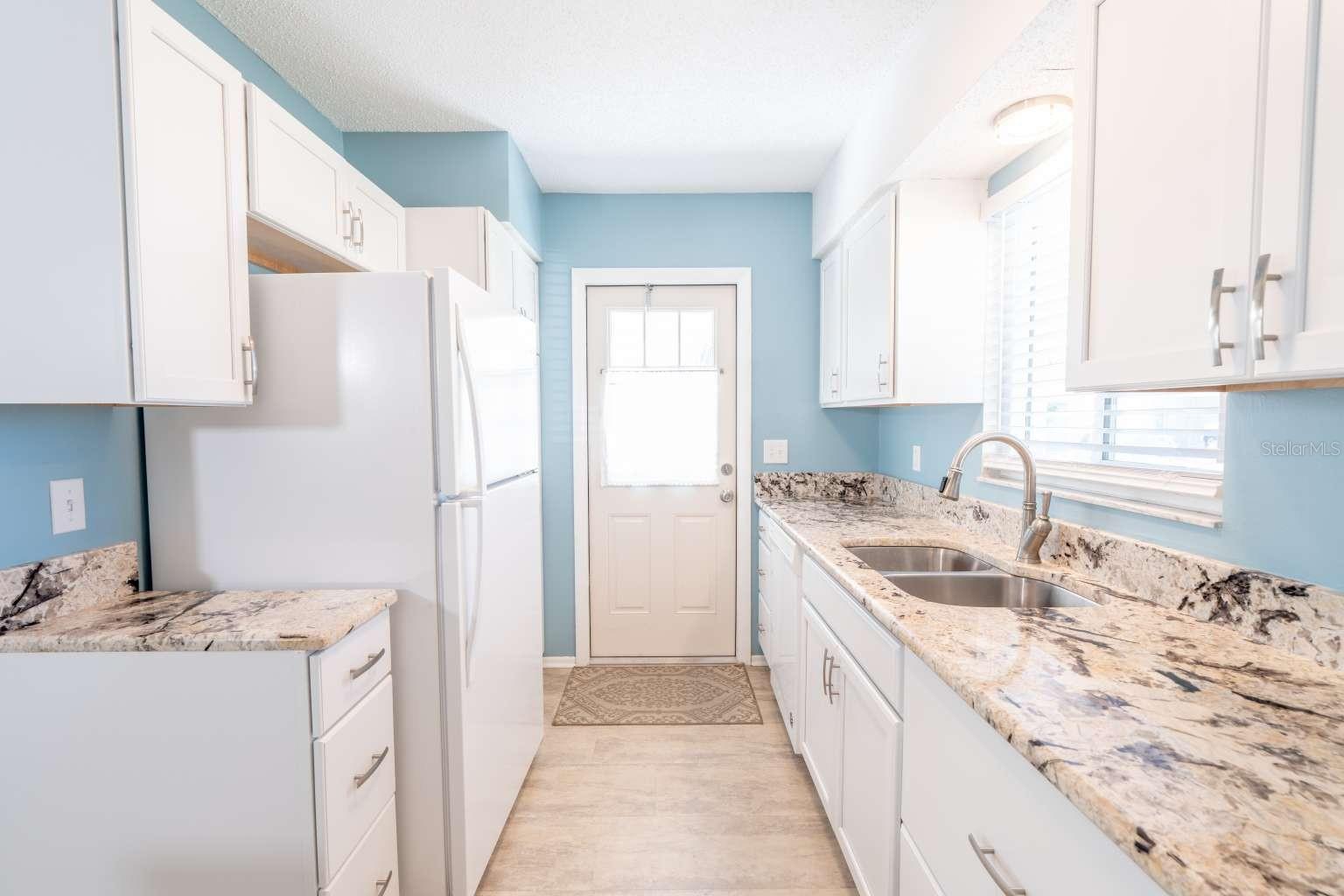 456 CIRCLEWOOD DR #L7, VENICE, FL, 34293