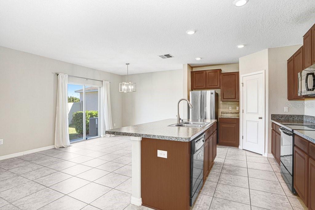 6307 TRENT CREEK DR, SUN CITY CENTER, FL, 33573