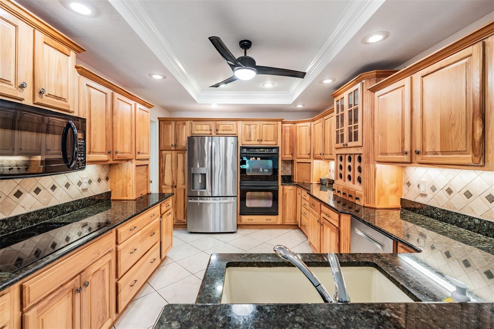 10133 COLLAR DR, SAN ANTONIO, FL, 33576