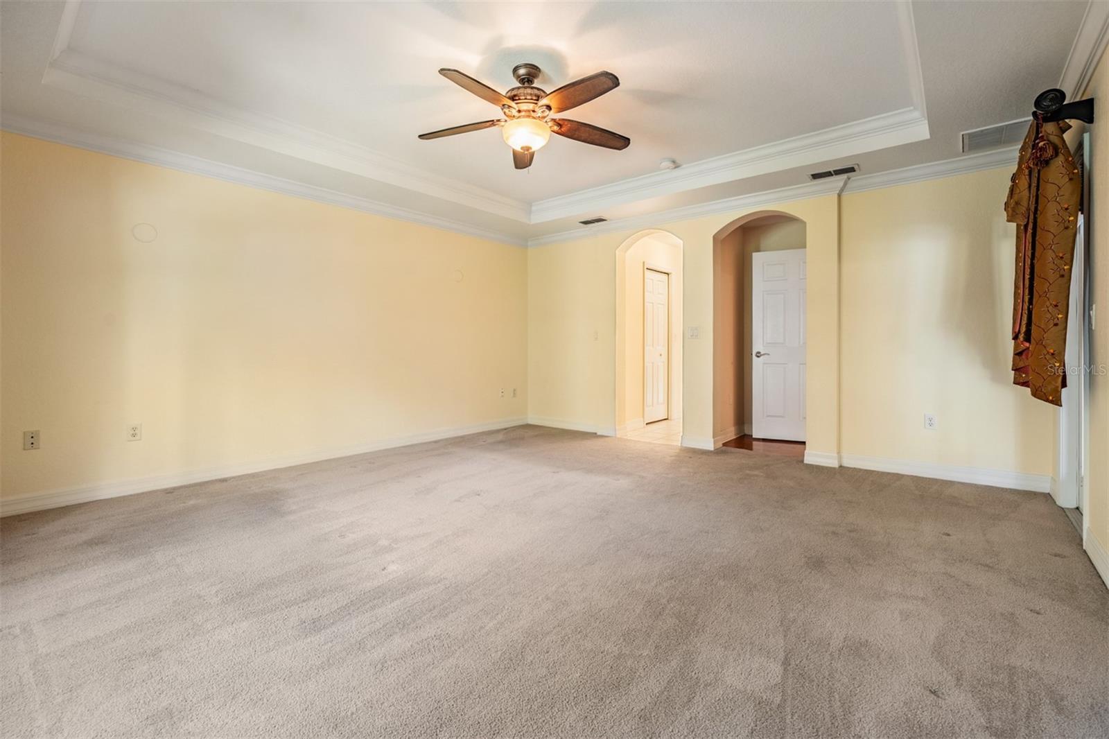 10133 COLLAR DR, SAN ANTONIO, FL, 33576