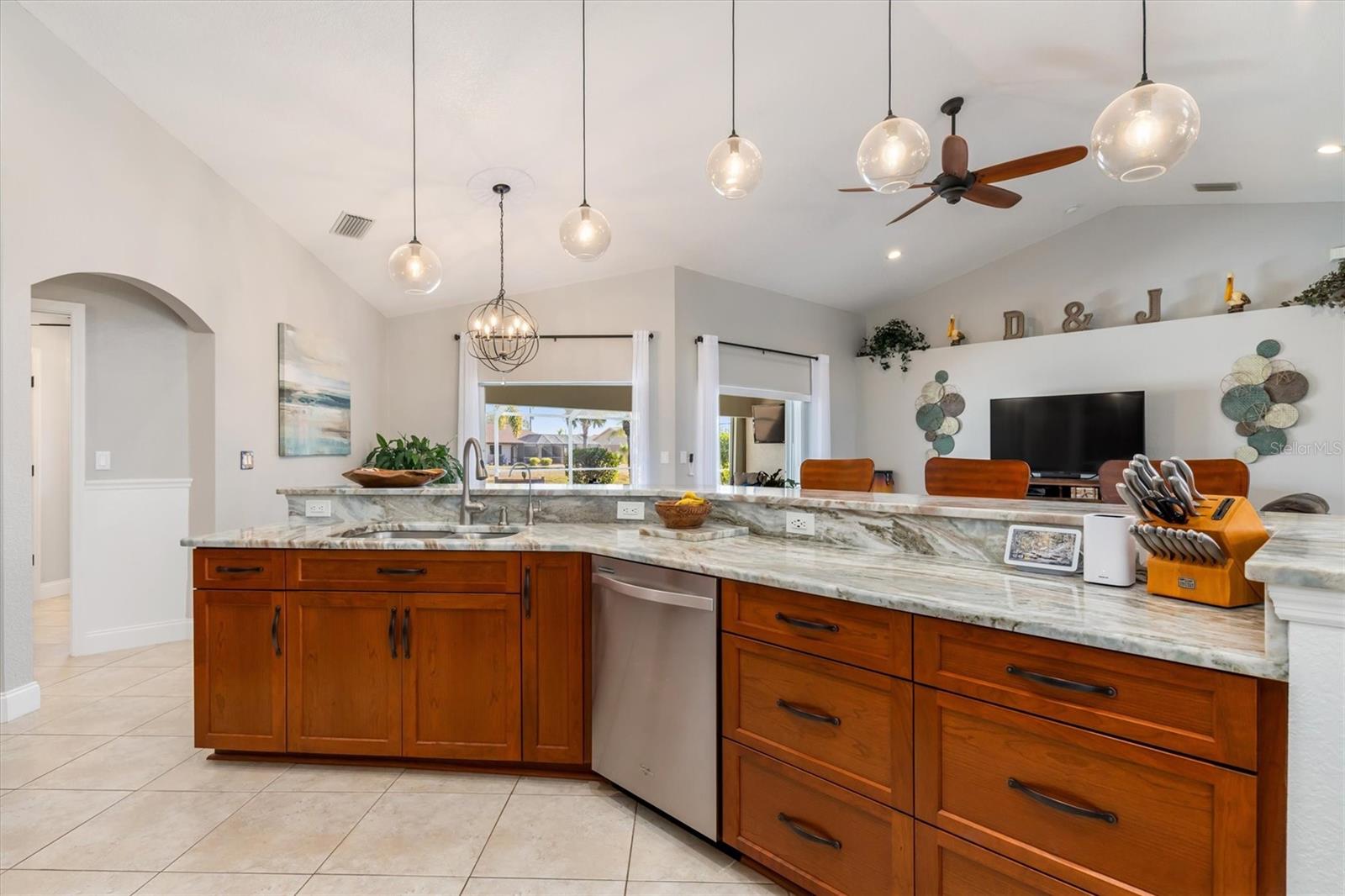 25541 AREQUIPA DR, PUNTA GORDA, FL, 33983