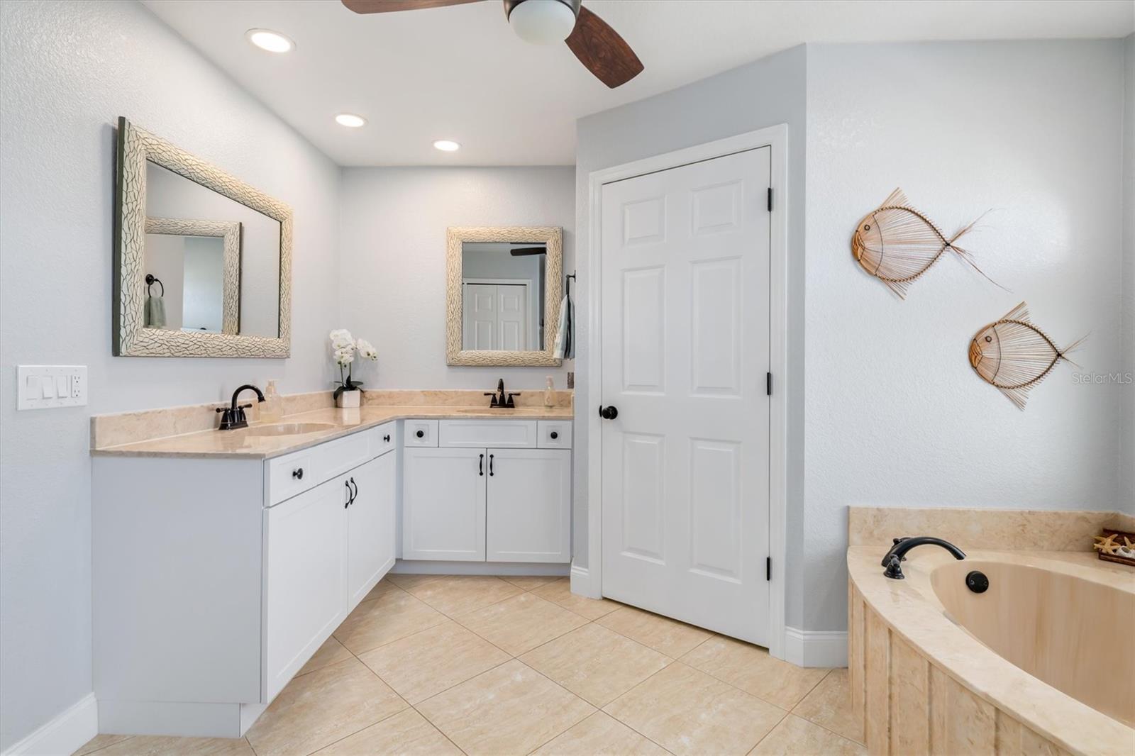 25541 AREQUIPA DR, PUNTA GORDA, FL, 33983