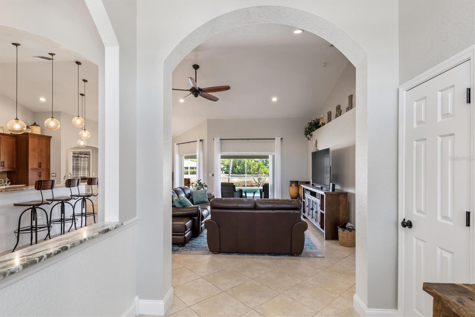 25541 AREQUIPA DR, PUNTA GORDA, FL, 33983