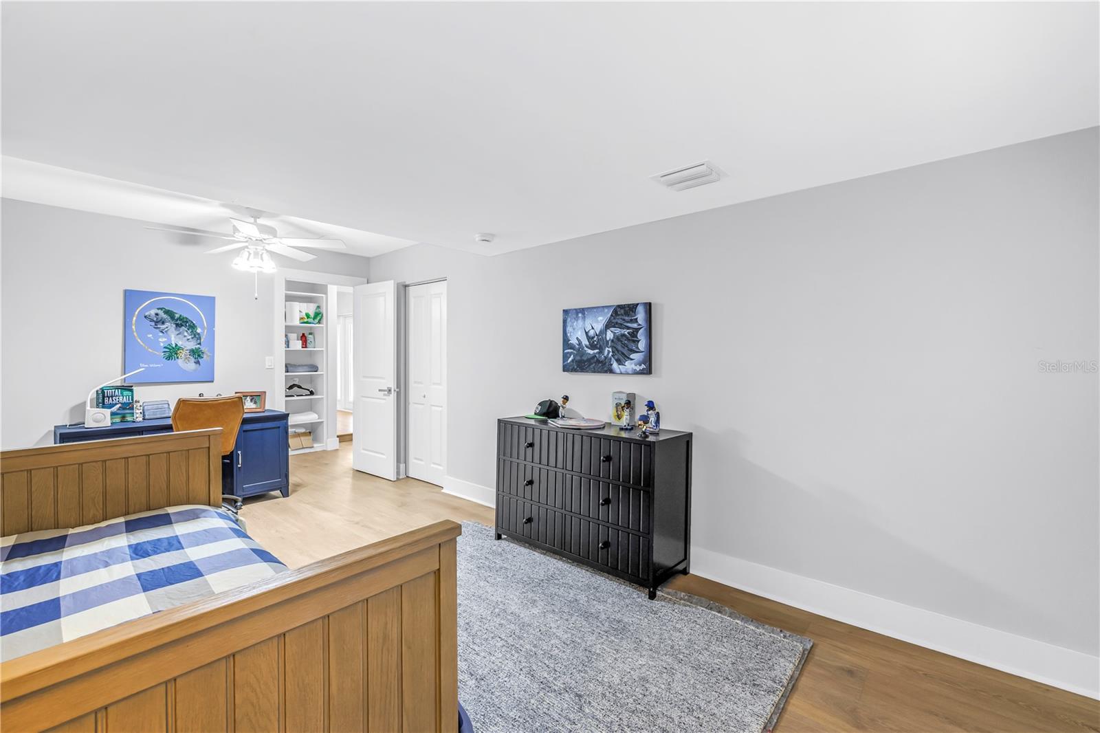 134 RIVIERA WAY NE, ST PETERSBURG, FL, 33704