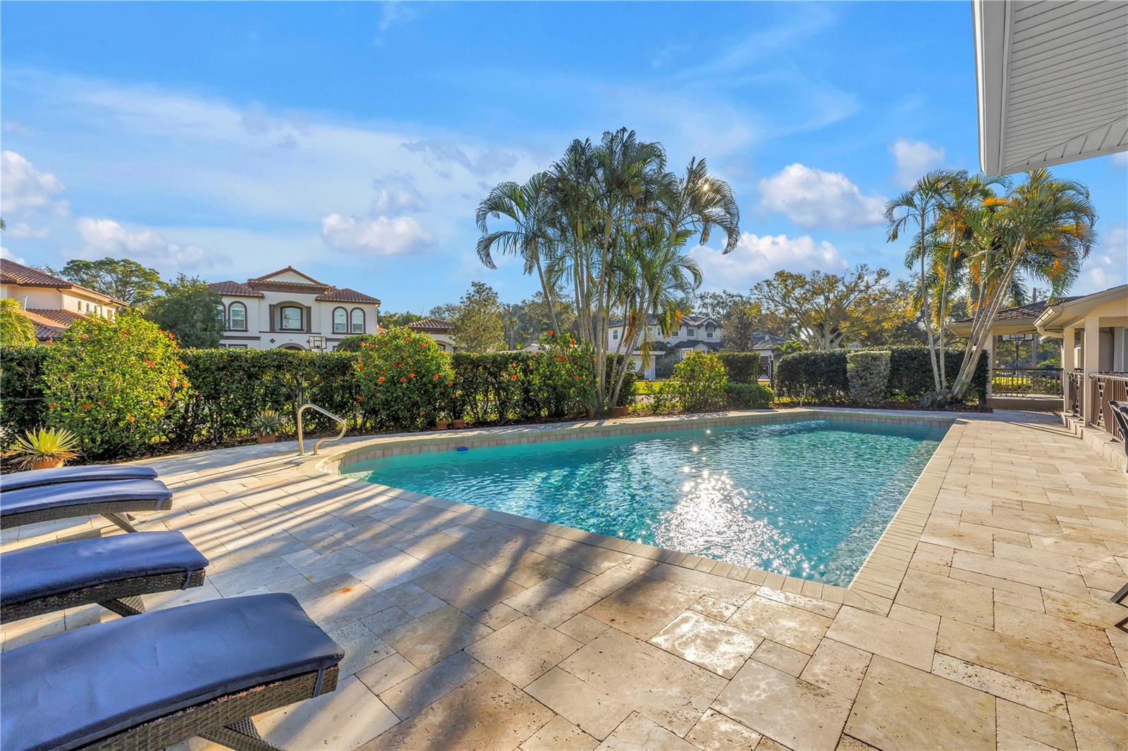 134 RIVIERA WAY NE, ST PETERSBURG, FL, 33704