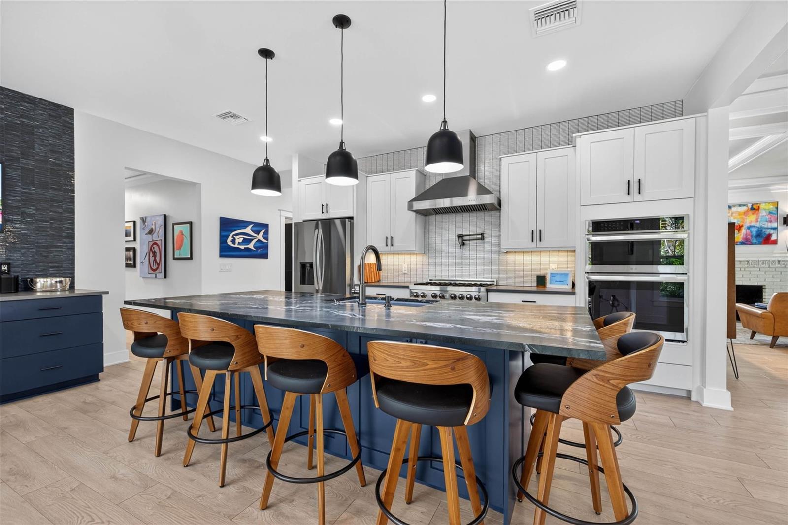 2822 BURLINGTON AVE N, ST PETERSBURG, FL, 33713