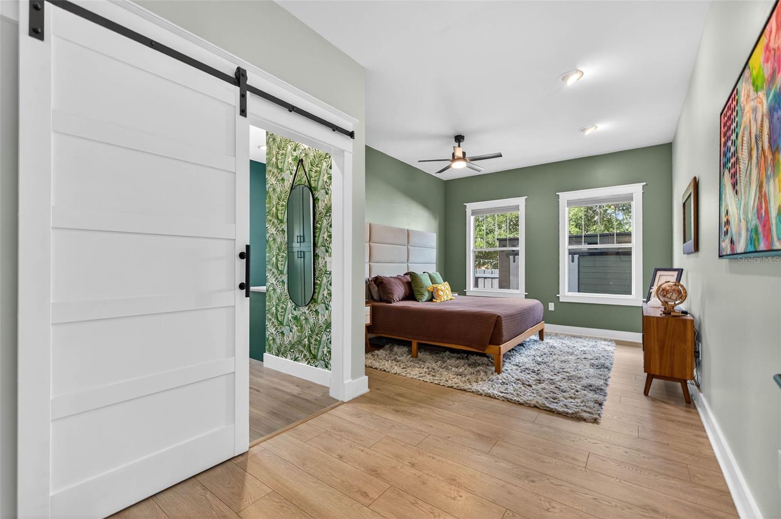 2822 BURLINGTON AVE N, ST PETERSBURG, FL, 33713