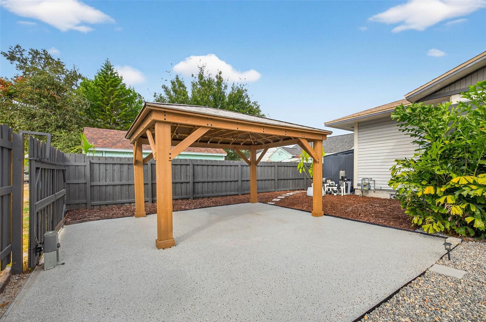 2822 BURLINGTON AVE N, ST PETERSBURG, FL, 33713