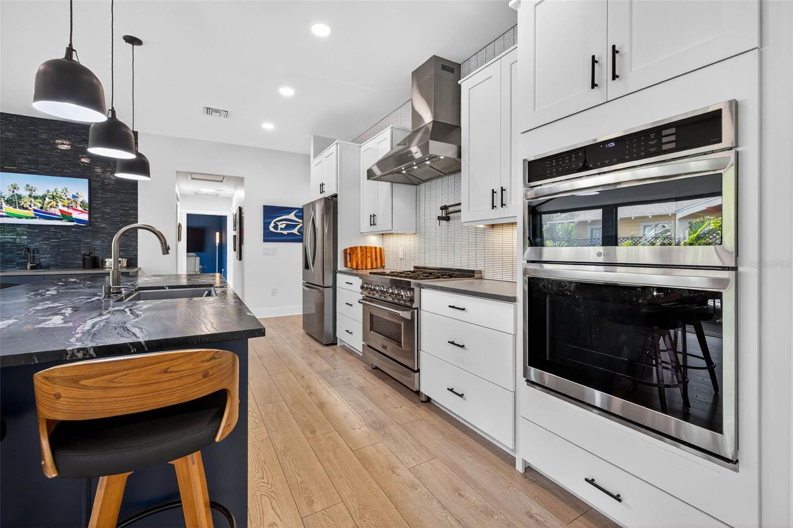 2822 BURLINGTON AVE N, ST PETERSBURG, FL, 33713