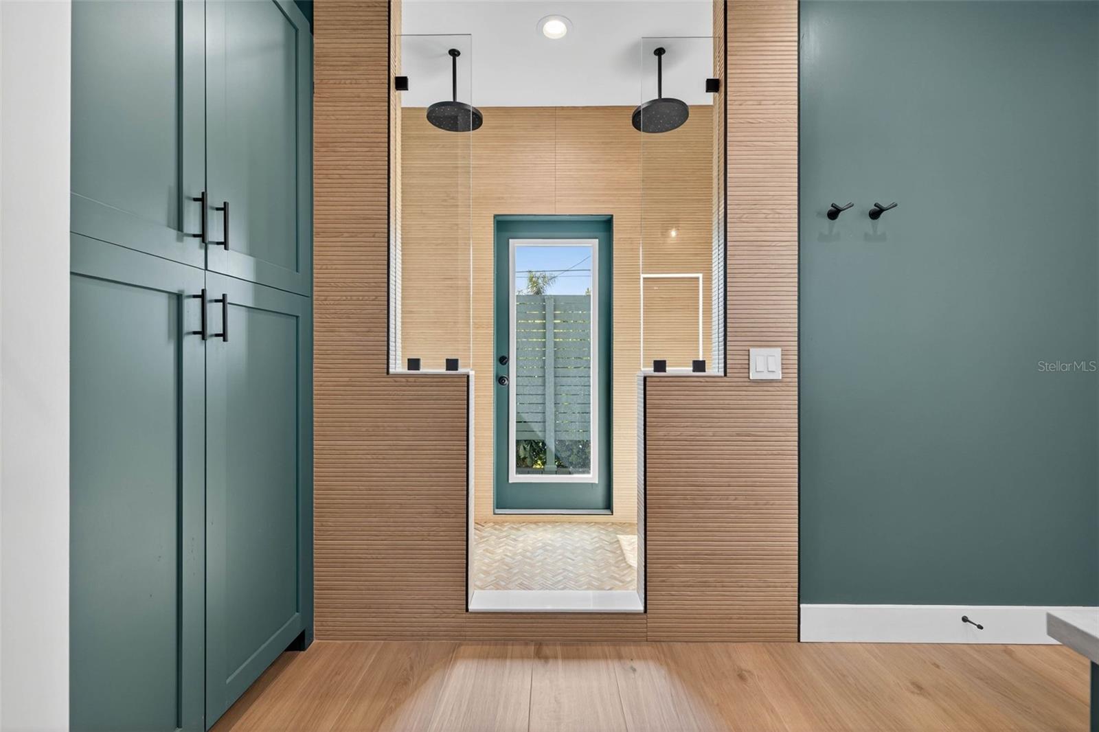 2822 BURLINGTON AVE N, ST PETERSBURG, FL, 33713