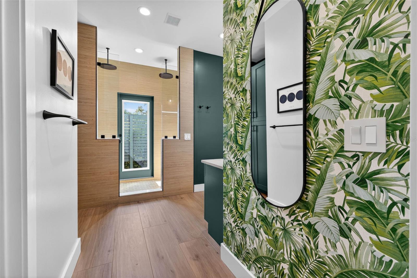 2822 BURLINGTON AVE N, ST PETERSBURG, FL, 33713