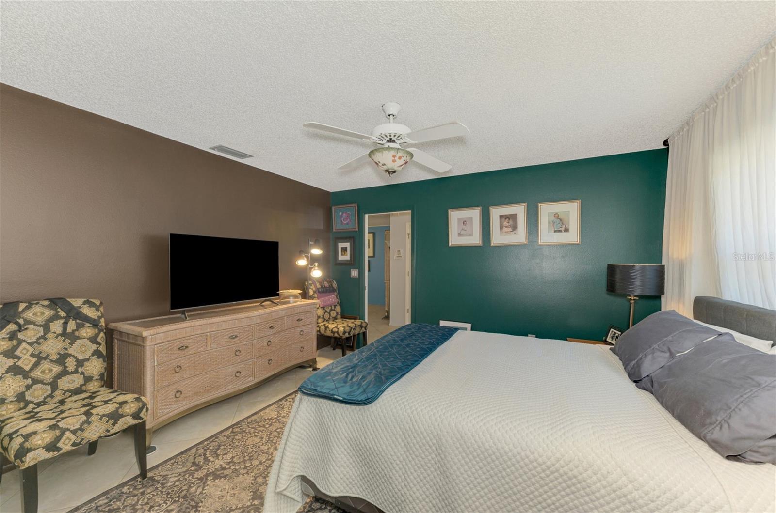 602 PORTIA ST N, NOKOMIS, FL, 34275