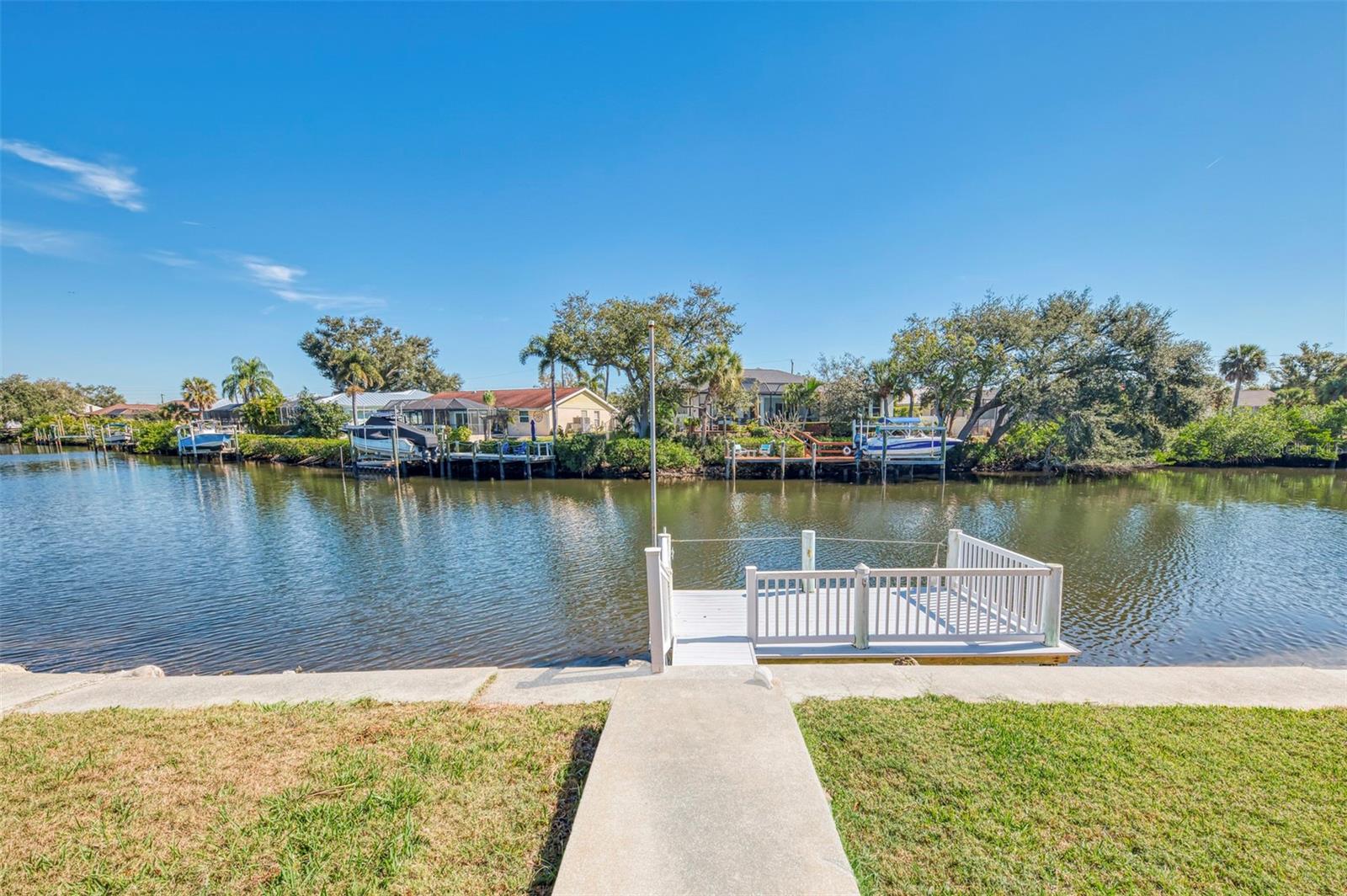 602 PORTIA ST N, NOKOMIS, FL, 34275