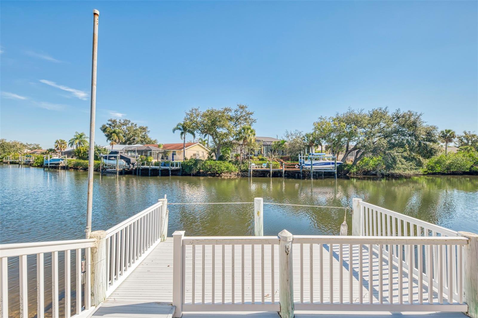 602 PORTIA ST N, NOKOMIS, FL, 34275