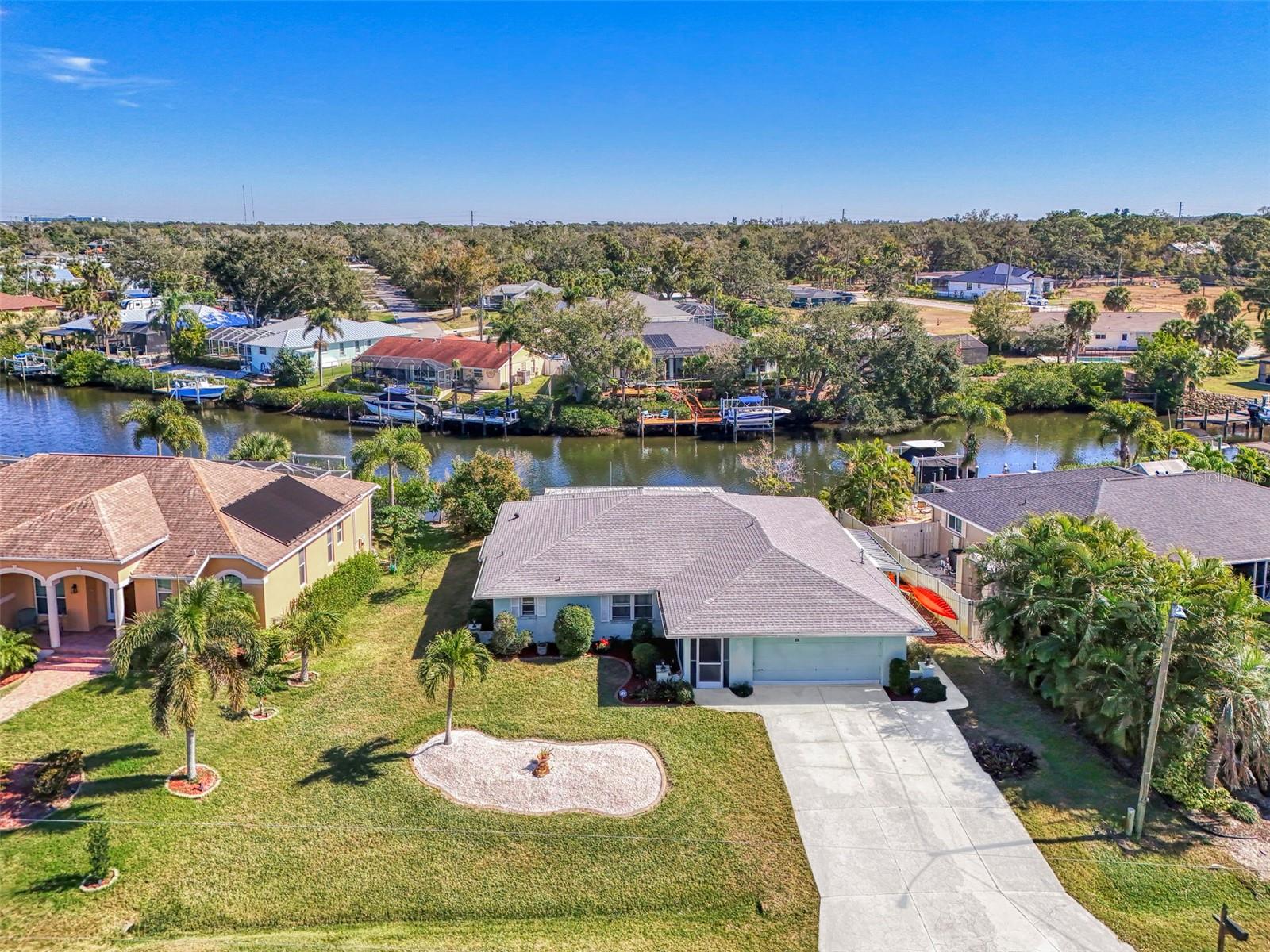 602 PORTIA ST N, NOKOMIS, FL, 34275