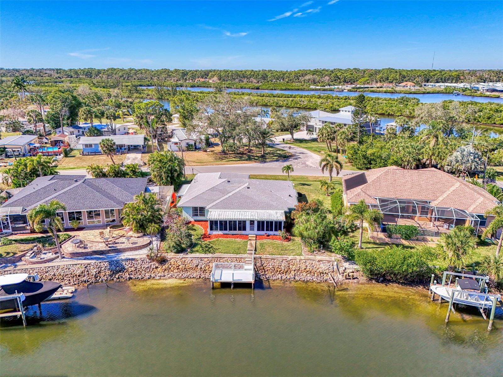 602 PORTIA ST N, NOKOMIS, FL, 34275